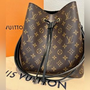 Louis Vuitton brown monogram purse
